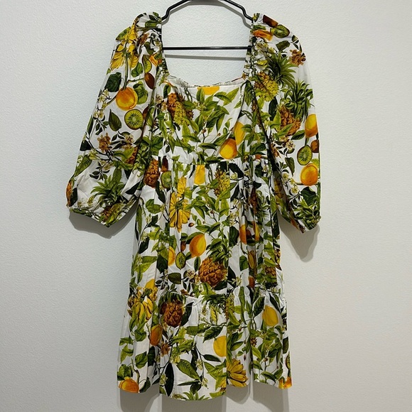 Cara Cara Sip Sip White Puff Sleeve Dress in Banana Fruit Print - S - Picture 5 of 8